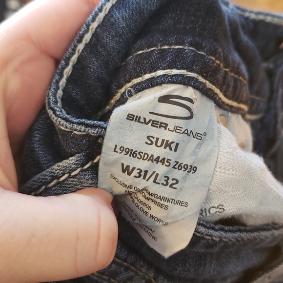 Silvers - Picture 4 of 4